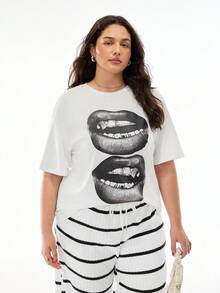 SHEIN EZwear Women's Plus Size Graphic T-Shirt, Casual Minimalist Pattern Round Neck Short Sleeve Loose Fit Plus Size Pullover Tee, Suitable For Summer - White - View 3