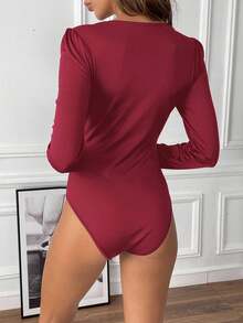 EMERY ROSE Body de mujer de unicolor con contraste de encaje, cuello en V, manga larga y drapeado sexy