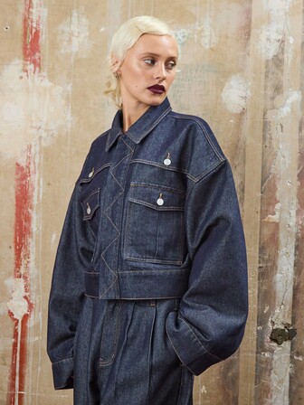 COUREZ 短款宽松牛仔夹克，采用原始牛仔布制成，带有对比色缝线 /Y2K 女士秋季服装 女士冬季服装 外出服装 女士冬季夹克 时尚街头休闲