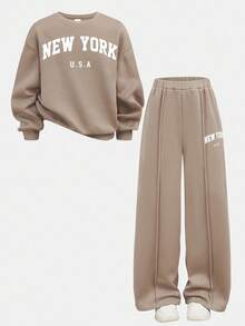 SHEIN Girlism Tween Girl Casual Everyday Round Neck New York Letter Print Sweatshirt And Straight Leg Pants Set New York Outfits Teen Sweat Set 2 Piece Set Teen Sweatpants Set Sweat Sets Tweens Comfy Fall Winter