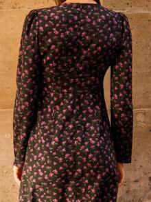 lacRébo Váy midi in hoa cổ chữ V sâu, tay dài và eo ôm sát - Trang phục mùa thu cho nữ - Trang phục mùa thu - Trang phục mùa thu cho nữ - Mùa thu đông - Nhiều màu - Xem 7