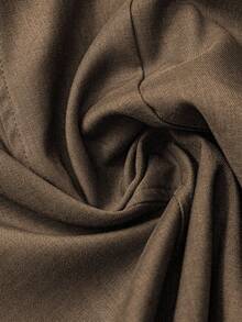 Franclia 时尚简约深灰色高腰女式超短裤，后拉链开合，适合日常通勤、浪漫约会