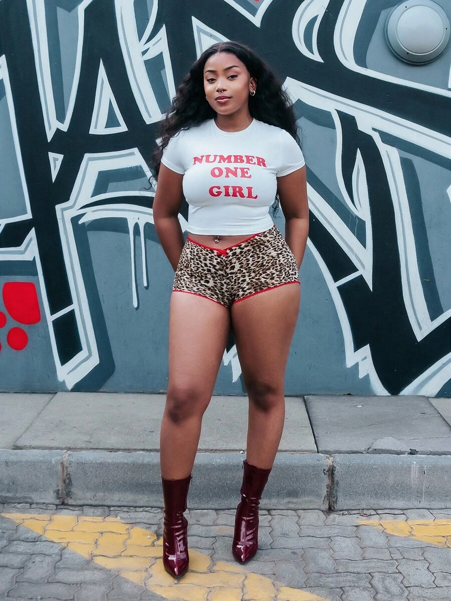 PeachySprinkles Women Lace Contrast Trim Decorative Hem Leopard Print Low Waist Shorts