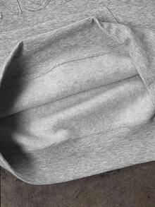 Manfinity Hypemode Sudadera con capucha casual de manga larga con bolsillo, diseño de parche bordado con eslogan, forro térmico gris para hombre en otoño/invierno