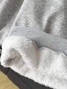 SHEIN 2 件套青少年女孩保暖内衬运动衫套装，宽松圆领长袖马刺绣设计，黑色和灰色，秋冬