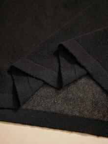 MOTF PREMIUM فستان كنزة صوفية أنيق نصف شفاف ذو حاشية فرائية وذيل متدفق - الأسود - مشاهدة 8