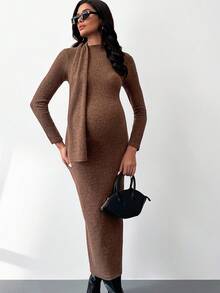 MaterniWear Vestido casual ajustado de manga larga con diseño de cuello asimétrico y unicolor para maternidad - Marrón Mocha - Ver 4
