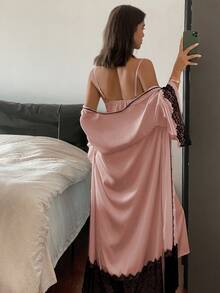 DAZY Conjunto de pijama para mujer: Bata con cinturón de encaje de color contrastante y camisón de dormir de otoño e invierno - Rosa vieja - Ver 2