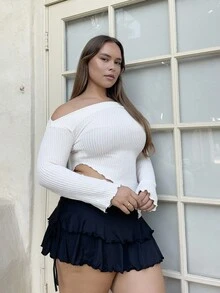 Nezia Cruz Y2K Grunge Asymmetrical Neck Lettuce Trim Tee - Beige - View 5