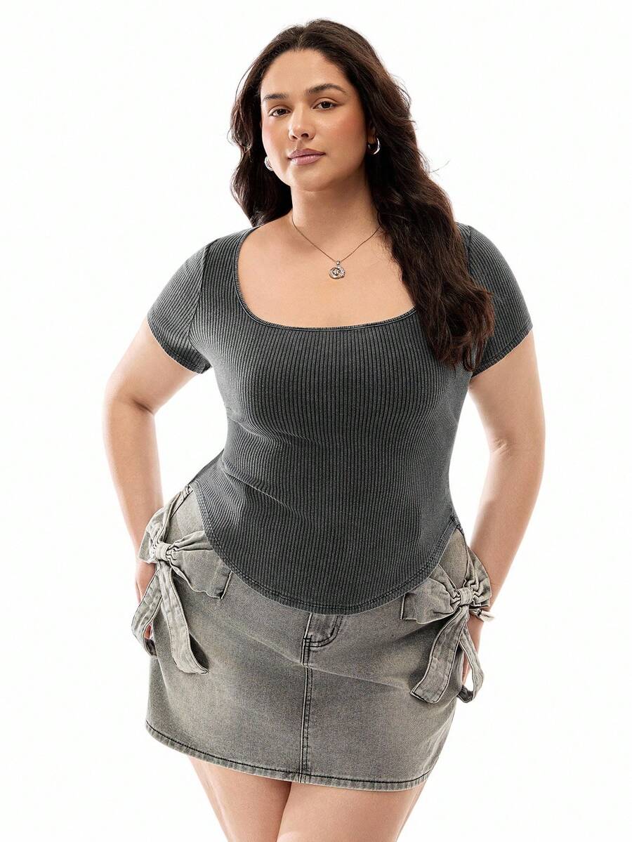 Solavibe Scrunched Detail Square Neck Asymmetrical Hem Plus Size T-Shirt, Short Sleeve - Black - View 1