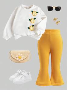 SHEIN 2pcs Baby Girls' Cute 3D Flower Decor Flared Pants And Long Sleeve Sweatshirt Casual Outfit