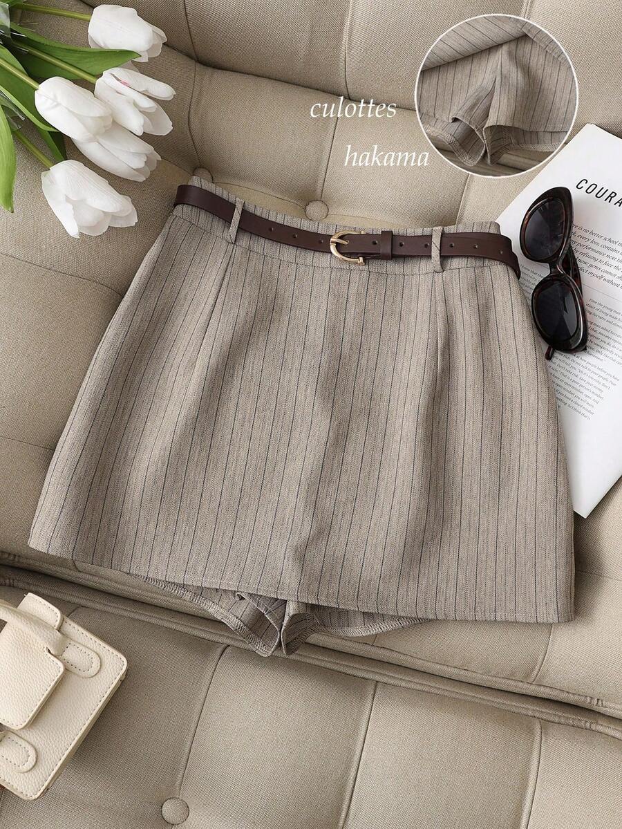 Franclia 休闲简约女士短裤，适合日常通勤 - 卡其色 - 查看 1