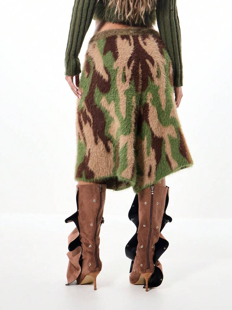 SUMWON WOMEN Fuzzy Knit Camo Print Culottes With Drawstring