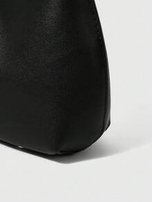 SHEIN BAE 复古简约法式新月腋下包，时尚优雅百搭单肩/斜挎法棍包，适合女士