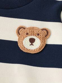 SHEIN Playful Pals 2pcs/Set Infant Unisex Baby Boy Spring/Autumn Colorblock Striped Crew Neck Long Sleeve Top With Cute Bear Graphic, Paired With Solid Blue Slim Fit Pants, Casual Outfit Suitable For Outings, Homewear, Light Sports, And Birthday Parties Baby Boy Clothes Long Sleeve Baby Casual Sets Infant Boy Clothes With Bear Parties Baby Boy Striped Outfit Black And White Baby Boy Outfit Baby Boy Outfit Baby Boy Outfit Set Baby Boy Clothes Boys Outfit Sets Fall Winter