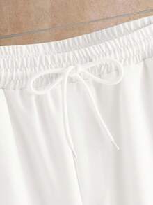 Manfinity NXTstreet 男士刺绣纽扣长袖休闲衬衫和白色长裤套装，秋季服装 - 彩色 - 查看 6