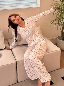 SHEIN Tween Girl Cute Sweet Minimalist Colorful Bow Pattern V-Neck Half-Open Front Ruffle Trim Long Sleeve & Pants Soft Comfortable Pajama Set, 2pcs