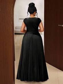 Maweii 大码女式优雅纯色褶皱圆领无袖连衣裙 - 黑色 - 查看 2