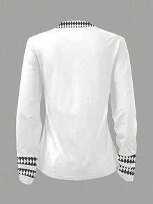 SHEIN Plus Size Women Geometric Print V-Neck 3/4 Sleeve Casual T-Shirt