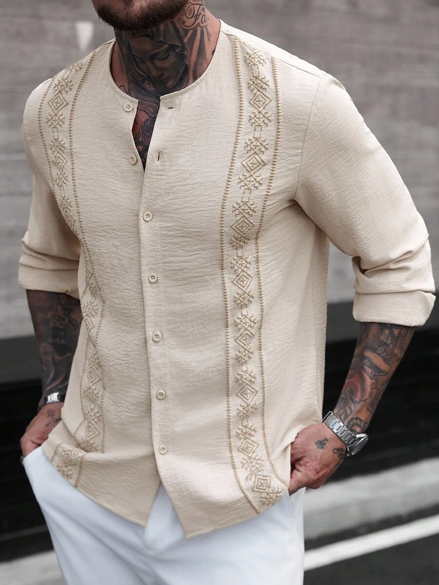 Manfinity CasualCool Men's Crinkle Fabric Printed Round Neck Long Sleeve Shirt, Casual Vacation Home Gathering Office Party Versatile Style, Best Gift For Boyfriend Or Husband, Fall