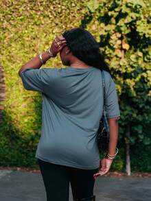 PeachySprinkles Women's Round Neck Drop Shoulder T-Shirt, Minimalist Fashion Casual Everyday Wear