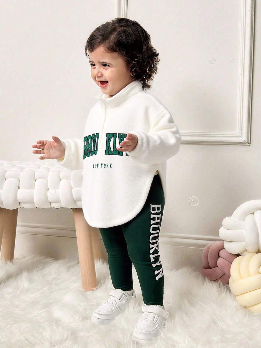 SHEIN Babygirl 可爱休闲羊毛字母图案卫衣和裤子套装 - 白色 - 查看 1