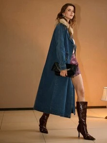 MOTF PREMIUM 撞色毛领系腰带牛仔冬装大衣 - 藍色 - 查看 4