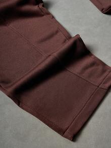 Manfinity Hypemode Herren Jogginghose in weiter Passform mit Kordelzug in der Taille und schrägen Taschen