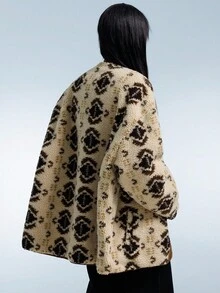 GENKIRA 女士复古拼布腰果花图案抓绒面料宽松休闲圆领长袖厚棉夹克外套，适合日常通勤，秋冬必备 - 杏色 - 查看 2