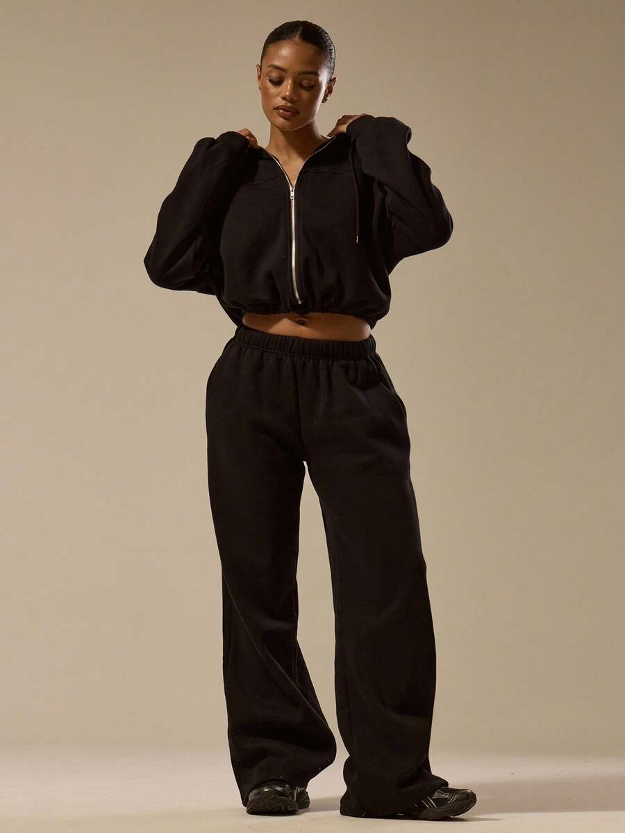 MUSERA ESSENTIALS 阔腿弹力腰慢跑裤 休闲日常宽松基础款运动裤 - 黑色 - 查看 1