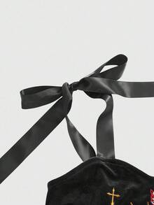 ROMWE Goth 女式 Y2K 时尚街头哥特暗朋克风格红心刺绣天鹅绒拼布蕾丝丝带系带短款上衣，夏季 - 黑色 - 查看 4