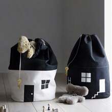 Joivida 1 Stück kleine Haus-förmige Kordelzug Aufbewahrungstasche, schwarz und weiß, aus reiner Baumwollcanvas gefertigt, geeignet für Spielzeug Dekoration und Aufbewahrung