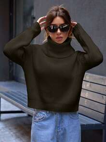 EURMUSE Casual Turtle Neck Plain Crop Sweater - Hijau Tentara - View 4