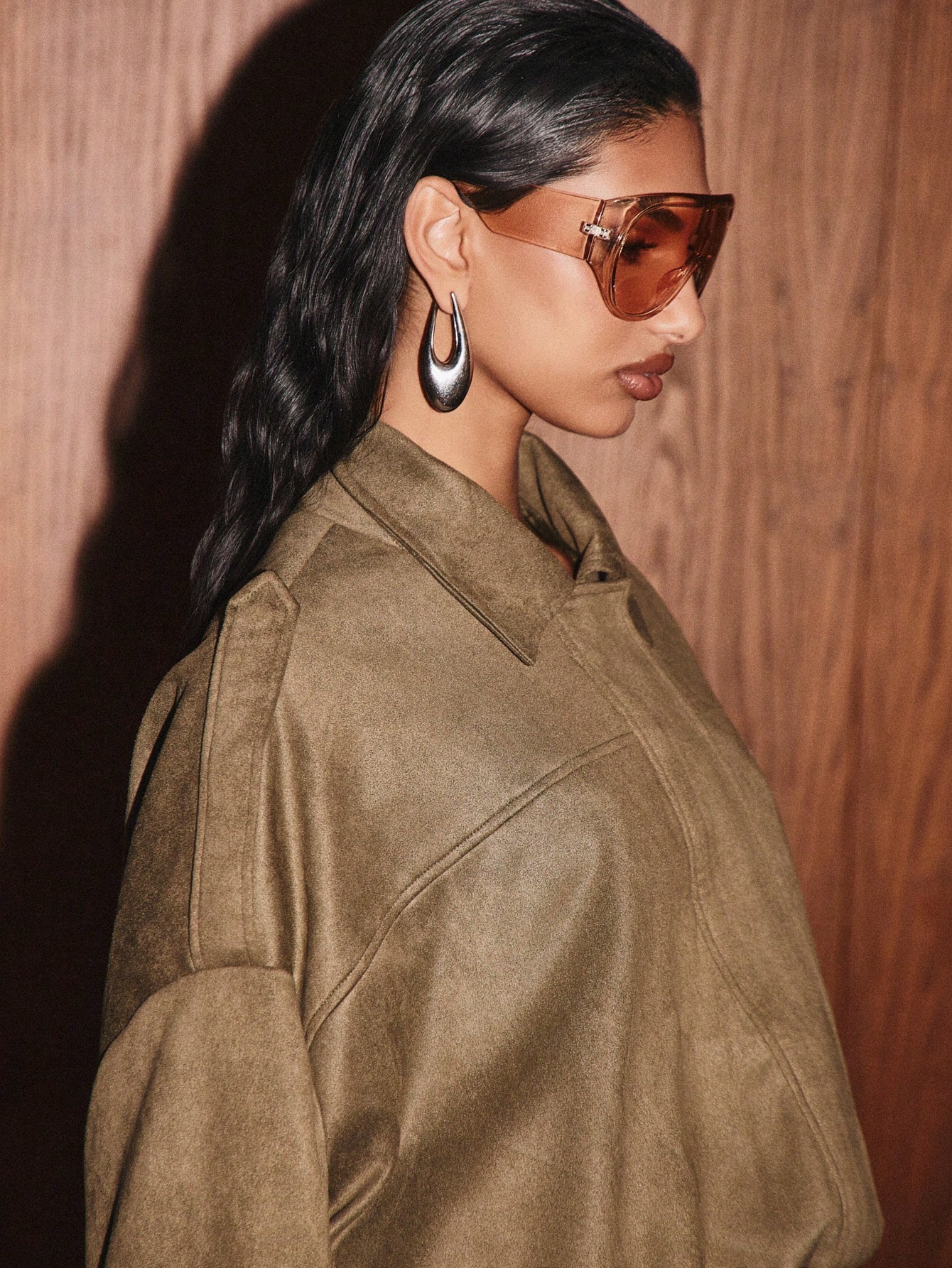 KIZN Giacca utility oversize in pelle scamosciata con colletto e tasche