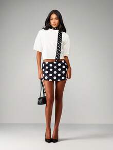 MISSGUIDED Cropped Knit Sweater Short Sleeve Round Neck Ribbed Hem Casual Lightweight Summer Spring Modern Basic Essential Top White Minimalist Versatile - White - View 4