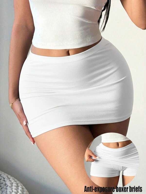 SHEIN SXY Plus Size Women's Solid Color Basic White Sexy Casual Mini Bodycon Skirt (With Leggings)