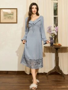 Côtesoire 优雅法式蕾丝拼接宽松长裙，收腰迷人女士蕾丝睡衣，冬季 - 淺藍色 - 查看 5