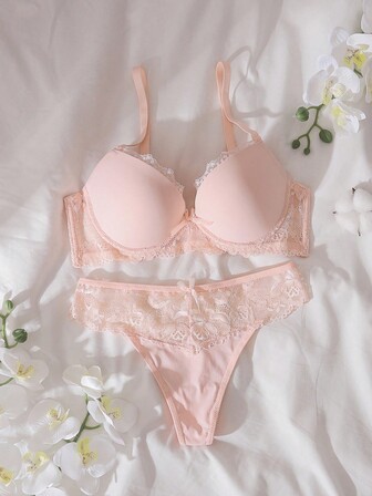 DelicateAllure 2-pack set med BH och trosor i spets med bygel för kvinnor