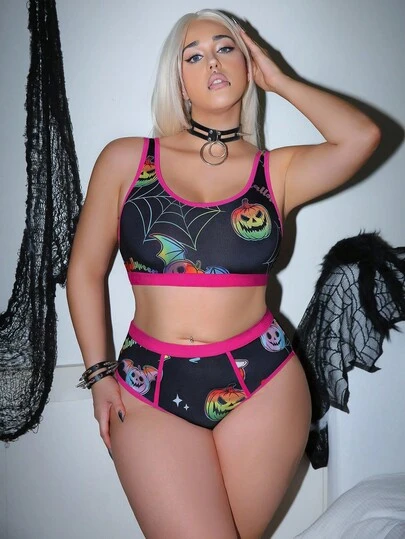 AltCore Plus Size Women Spider Web & Pumpkin Print Casual Lingerie Set