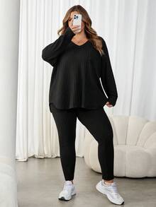 SHEIN CURVE+ Plus Size Casual Solid Color V-Neck Ribbed Brushed Long Sleeve T-Shirt