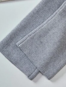 SHEIN 2 件女婴休闲可爱黄色花卉图案针织高领毛衣 + 阔腿针织裤套装，柔软舒适，适合日常、外出、旅行、度假、居家、日托和女婴玩耍 - 灰色 - 查看 13