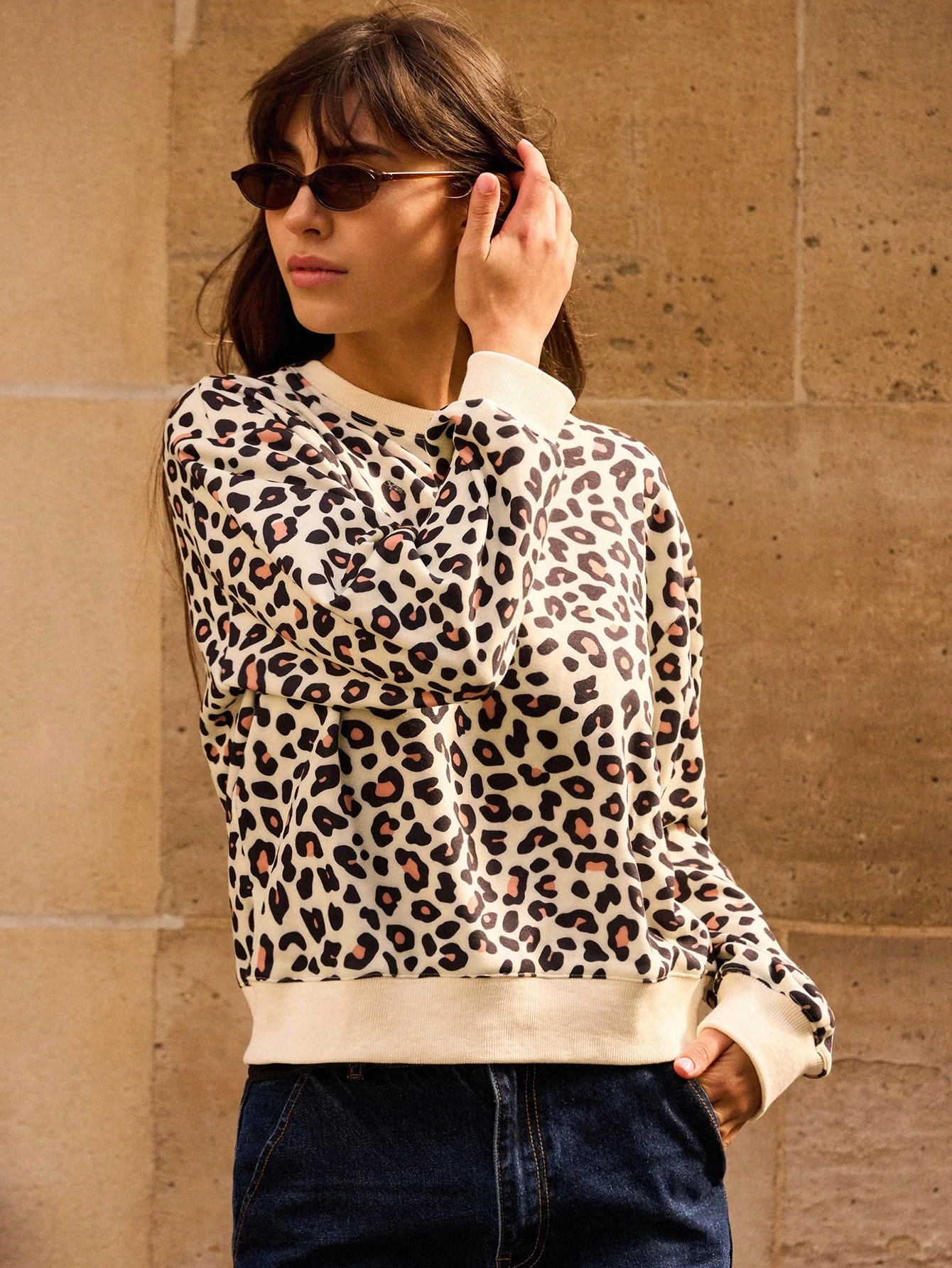 Leopard Print Sweatshirt With Relaxed Silhouette Fall Autumn Winter