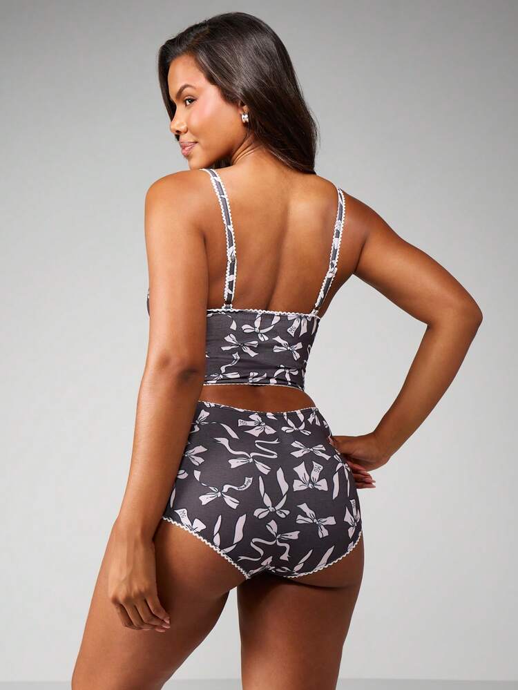 MISSGUIDED Ensemble de pyjama femme avec débardeur imprimé nœud et short taille haute. Style vintage, lingerie avec garniture en dentelle. Ensemble deux pièces classique rétro pour la détente et la nuit