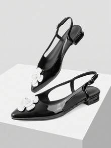 Mnmlis Women's Pointed Toe Floral Decor Fashion Flat Shoes - Black - View 5