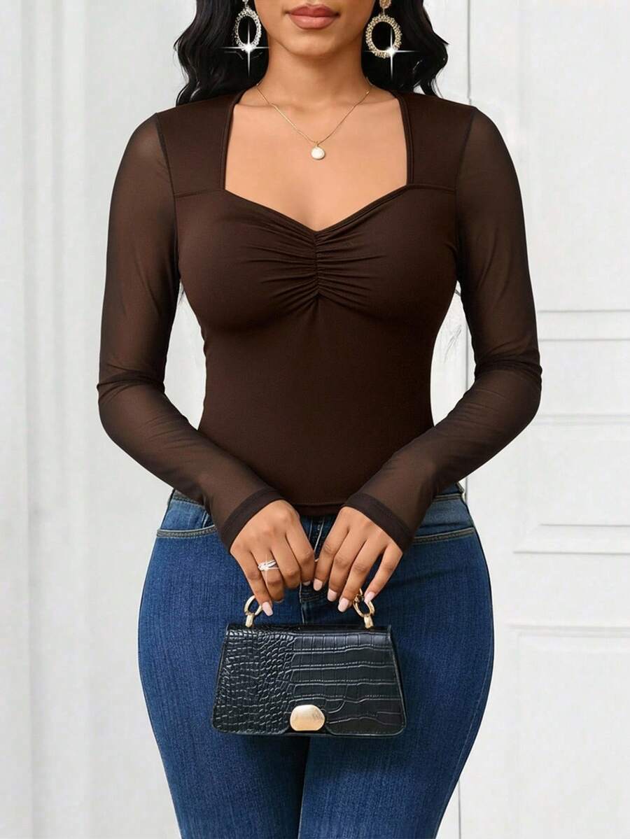 SHEIN Lady Model Baru 2025: Kaos Wanita Warna Cokelat Polos Model Sweetheart Kerah Raglan Lengan Panjang Pas Badan, Atasan Cokelat - Coklat - View 1