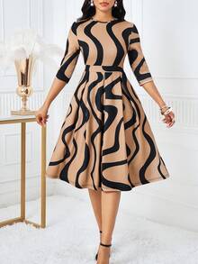 SHEIN Lady 女式圆领 3/4 袖波浪条纹褶皱设计优雅短款连衣裙 - 彩色 - 查看 6