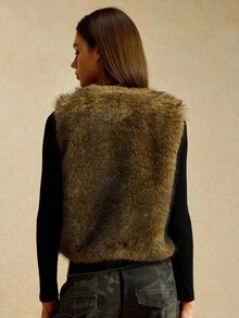 Easelle 前开式时尚人造毛皮背心 - 棕色 - 查看 2