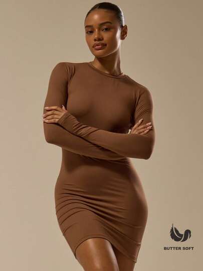 MUSERA ESSENTIALS Vestido mini ajustado de cuello redondo de manga larga, básico elegante, sexy, suave y mantecoso para otoño, invierno y noche