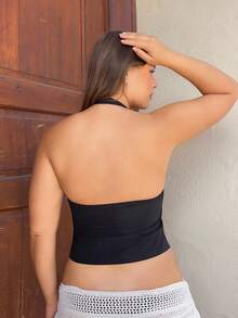Nezia Cruz Top halter con diseño de gancho de escote en U y espalda abierta, sexy para mujer - Negro - Ver 2