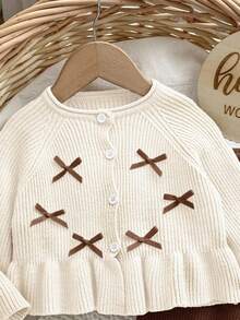 SHEIN Baby Girl Round Neck Flare Sleeve Buttoned Front Ruffle Trim Bow Decor Knit Sweater Set Autumn Winter Clothes For Women